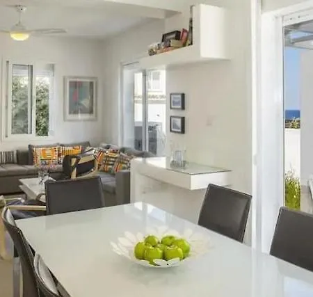 Sandy Feet House Holiday home