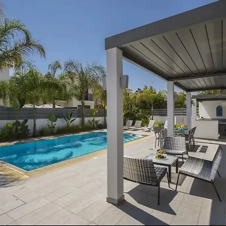 Holiday home Sandy Feet House