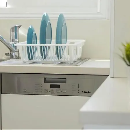 Sandy Feet House Holiday home *