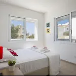 Sandy Feet House * 파라림니