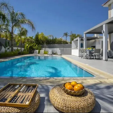 Holiday home Sandy Feet House Paralimni