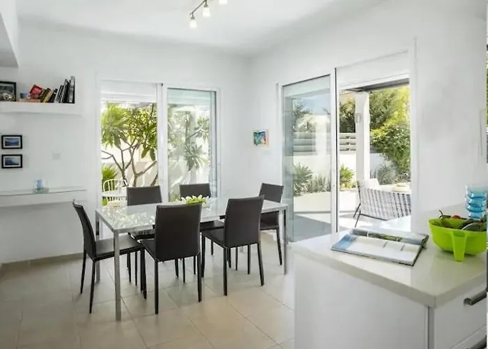 Sandy Feet House Paralimni